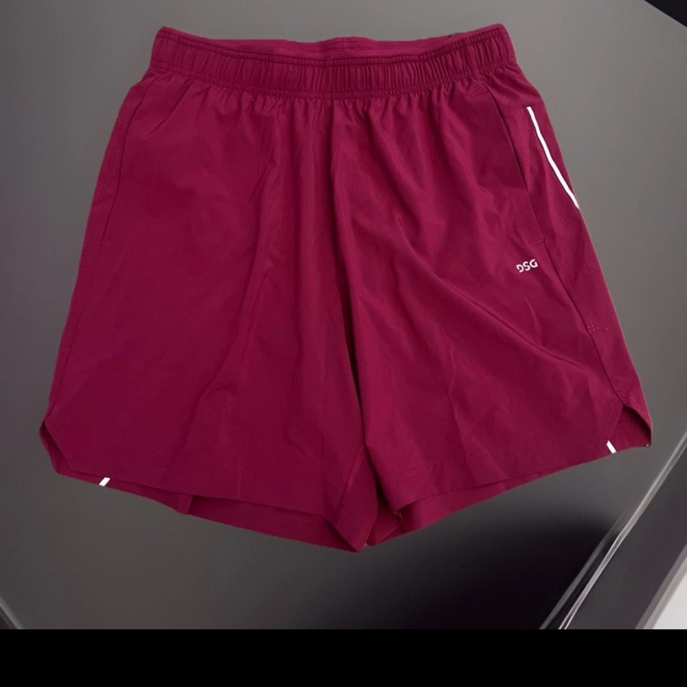 NWT Men's DSG Raspberry‎ Sherbet Stride Run Shorts 7" Size Medium Built In Brief